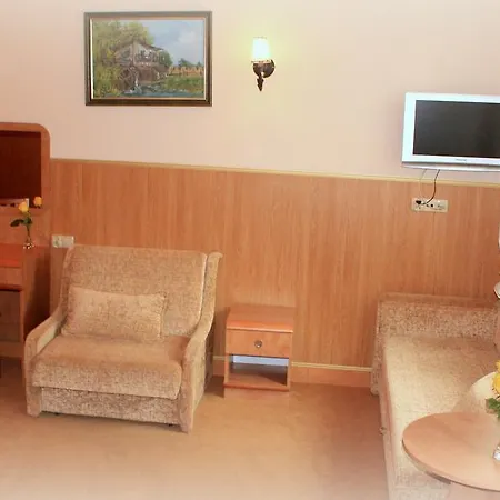 Parkowa - Ze Sniadaniem 3*