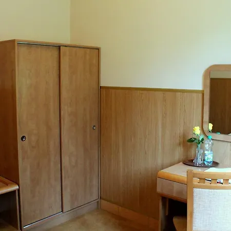 Hotel apartamentowy Restauracja Parkowa - Nowa Ruda