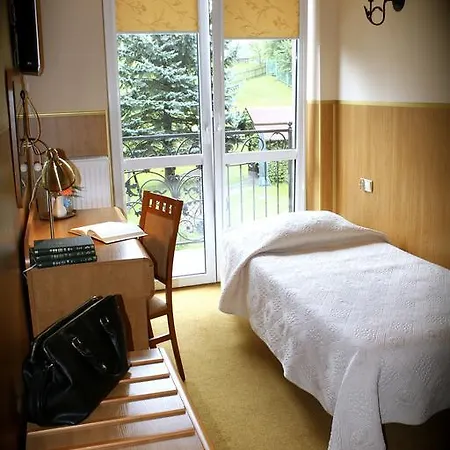 Parkowa - Noclegi Ze Sniadaniem Aparthotel Nowa Ruda