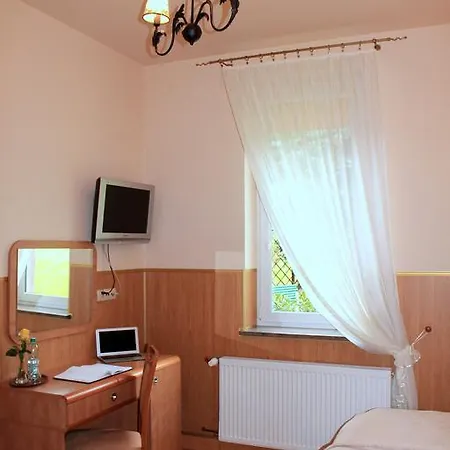 מלון דירות Parkowa - Ze Sniadaniem נובה רודה