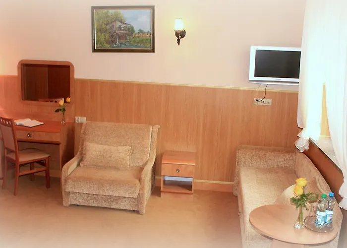 Parkowa - Ze Sniadaniem 3*