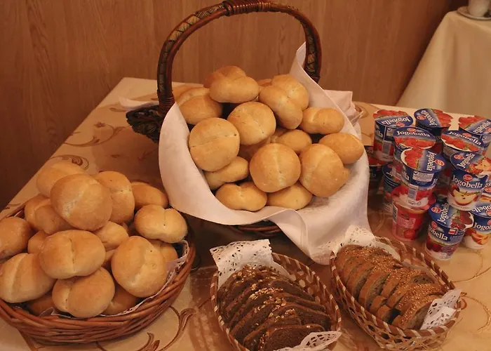 Parkowa - Noclegi Ze Sniadaniem Aparthotel Nowa Ruda