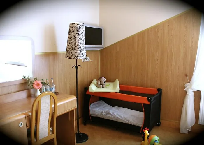 Aparthotel Parkowa - Ze Sniadaniem Nowa Ruda