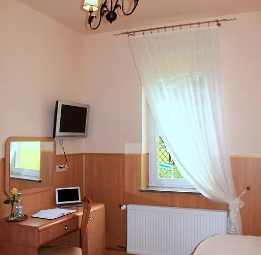 Aparthotel Parkowa - Noclegi Ze Sniadaniem Nowa Ruda